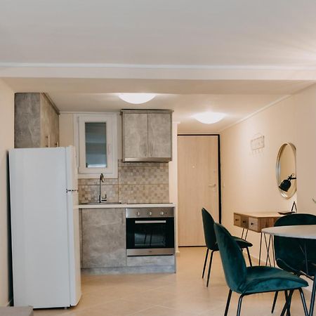 Best House, Central Luxury Apartment, Agiou Nikolaou, Patra Eksteriør billede